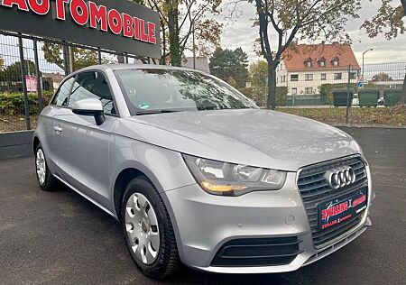 Audi A1 attraction/1.HAND/ST.HEIZUNG/SHZ/MLF/PDC/AHK/