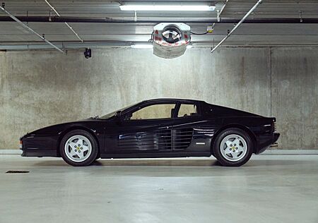 Ferrari Testarossa Nero/Nero - only 28.165km