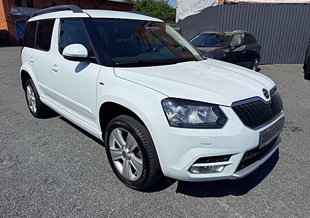 Skoda Yeti Joy 4x4 / Bi-Xenon / Navi / PDC / 1 Hand