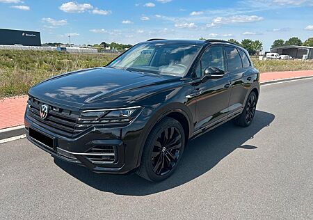 VW Touareg Volkswagen 3.0 V6 eHybrid 4MOTION Tiptronic R R