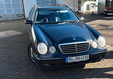 Mercedes-Benz E 280 T 4MATIC CLASSIC