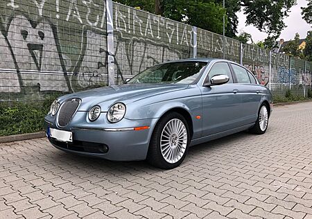 Jaguar S-Type 3 Liter V6 Executive Executive
