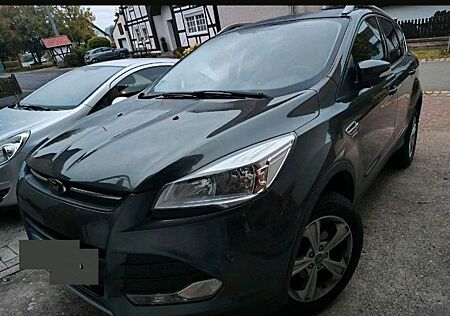 Ford Kuga 1,6 EcoBoost 2x4 110kW SYNC Edition SYN...