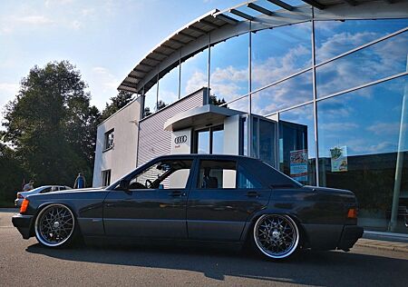 Mercedes-Benz 190 Sondermodell DTM Airride FW 16V Sitzanlage
