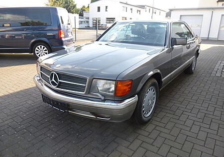 Mercedes-Benz 560 SEC W126 mit Austauschmotor