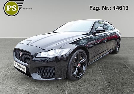 Jaguar XF 30d Chequered Flag Panorama Navi Kamera Leder