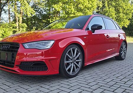 Audi A3 2.0 TDI cl. d. S tr. qua S line Sportb. S...