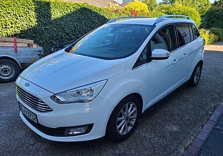 Ford Grand C-Max 1,0 EcoBoost 92kW Titanium Titanium