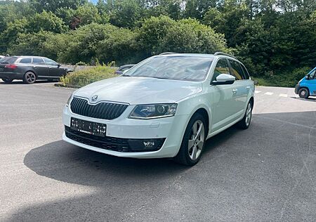 Skoda Octavia 1.8 TSI DSG Style Combi Style