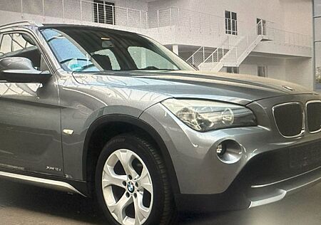 BMW X1 18 d xDrive* Erste Hand*Klima*8X Alu*X Line*