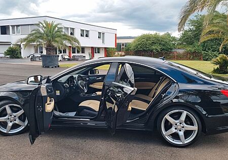 Mercedes-Benz CLS 350 AMG LINE DESIGNO
