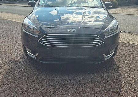 Ford Focus 2,0 TDCi 110kW Titanium Turnier Titanium