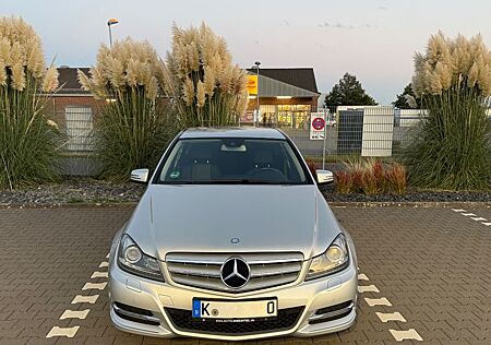 Mercedes-Benz C 200 C200 | Automatik | Facelift |