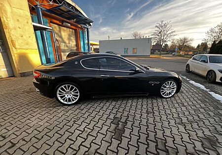 Maserati GranTurismo 4.7 V8 S Automatik S