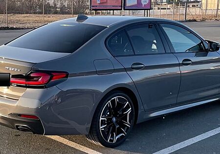 BMW 545e xDrive - Integral Aktivlenkung, M-Sportp.