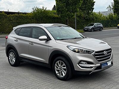 Hyundai Tucson blue Intro Edition 2WD Garantie *Navi*LED