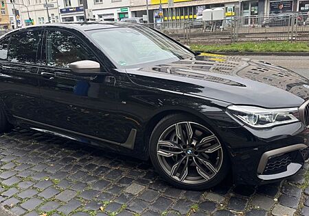 BMW 730 gebraucht kaufen BMW 730 730dxDrive -M-Paket Massage/KomfortSitze/LaserL