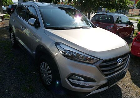 Hyundai Tucson 1,7 DPF blue Trend 2WD