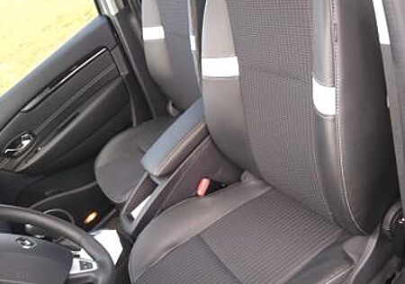 Renault Scenic Dynamique 2.0 16V 140 CVT Dynamique