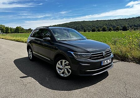 VW Tiguan Volkswagen 2.0 TDI Life | 18 Zoll | AHK