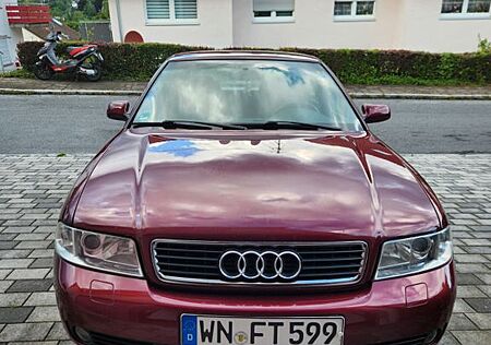 Audi A4 1.6 -