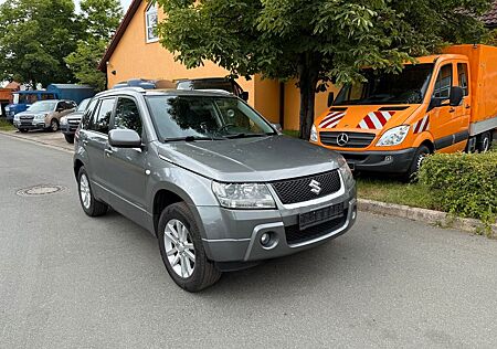 Suzuki Grand Vitara 1,9D 4X4 Navi Panorama LM-Felgen