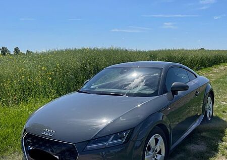 Audi TT 45 Coupe - TFSI quattro S tronic