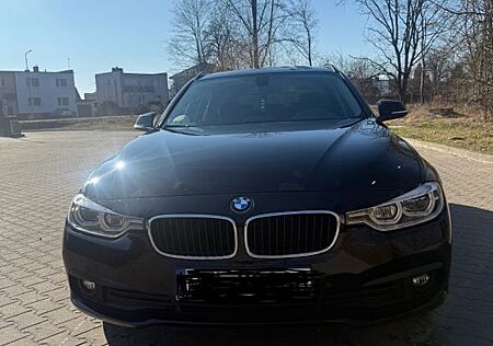 BMW 318d Touring Luxury Line Purity Luxury Line ...
