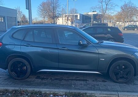 BMW X1 sDrive18i -