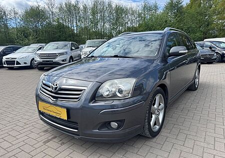Toyota Avensis Komb2,2 L - 177 PS D-CAT Executive*PDC*