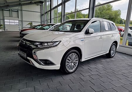 Mitsubishi Plug in Hybrid Outlander Outlander PHEV Spirit 4WD