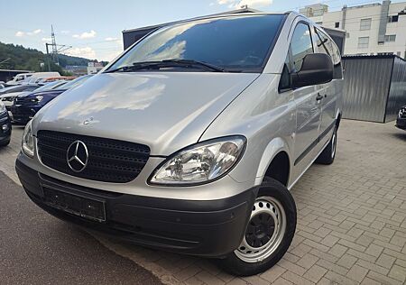 Mercedes-Benz Vito 4x4 Autom. 8 Sitzer AHK Klima PDC 95tkm !!!