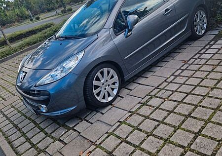 Peugeot 207 CC Platinum 150 THP Platinum