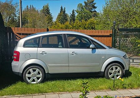 Audi A2 1.4 -