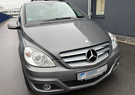 Mercedes-Benz B 180 B-Klasse 180CDI*NAVI*SITZHEIZUNG*KLIMA*AHK