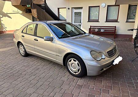 Mercedes-Benz C 220 CDI aus erster Hand