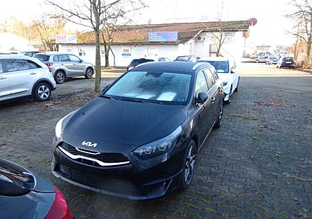 Kia Cee'd Sportswagon CEED SW 1.5 Ultimate Style-Paket