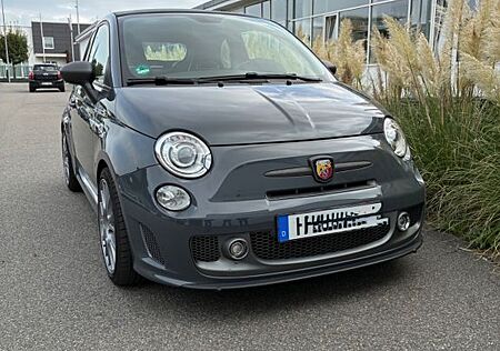 Abarth 595 Competizione  Cabriolet 8fach bereift Sabelt