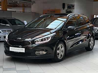 Kia Ceed Kombi Platinum Edition|Kamera|Xenon|LHZ|AHK