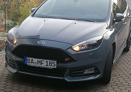 Ford Focus 2,0TDCi ST Leder-Sport-Paket Turnier ST