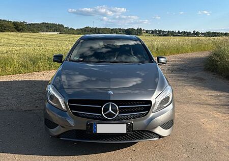 Mercedes-Benz A 220