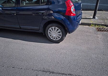 Dacia Sandero 1.2 16V 75 -