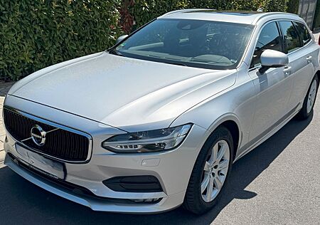 Volvo V90 D4 Momentum Auto/BLID/LED/SD/HeadUp/Le