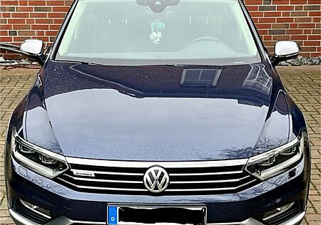 VW Passat Alltrack Volkswagen 2.0 TDI SCR 140kW DSG 4MOT A...