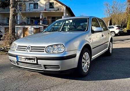 VW Golf Volkswagen 1.9TDI