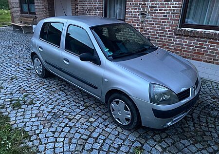 Renault Clio 1.2 kaum Rost