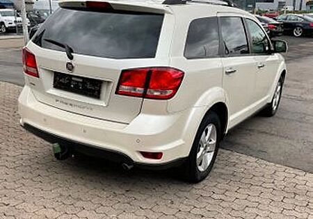 Fiat Freemont 2.0 16V Multijet Automatik Allrad U...