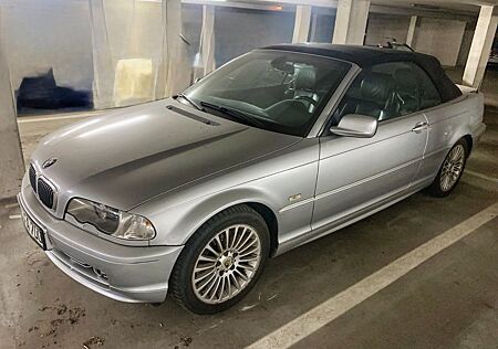 BMW 330Ci -