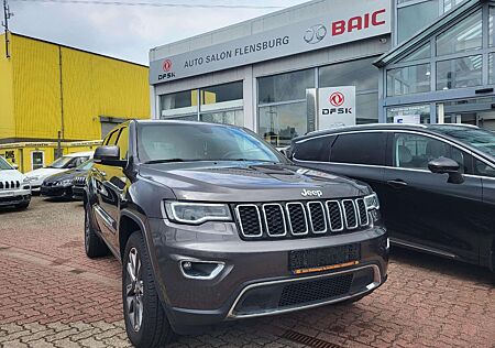 Jeep Grand Cherokee 3.0 CRD Limited*Allrad*Leder*AHK*