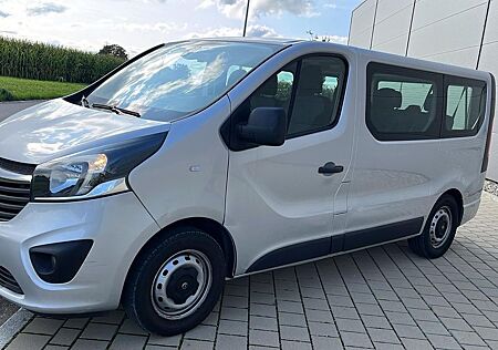 Opel Vivaro Klima 9 Sitze AHK PDC